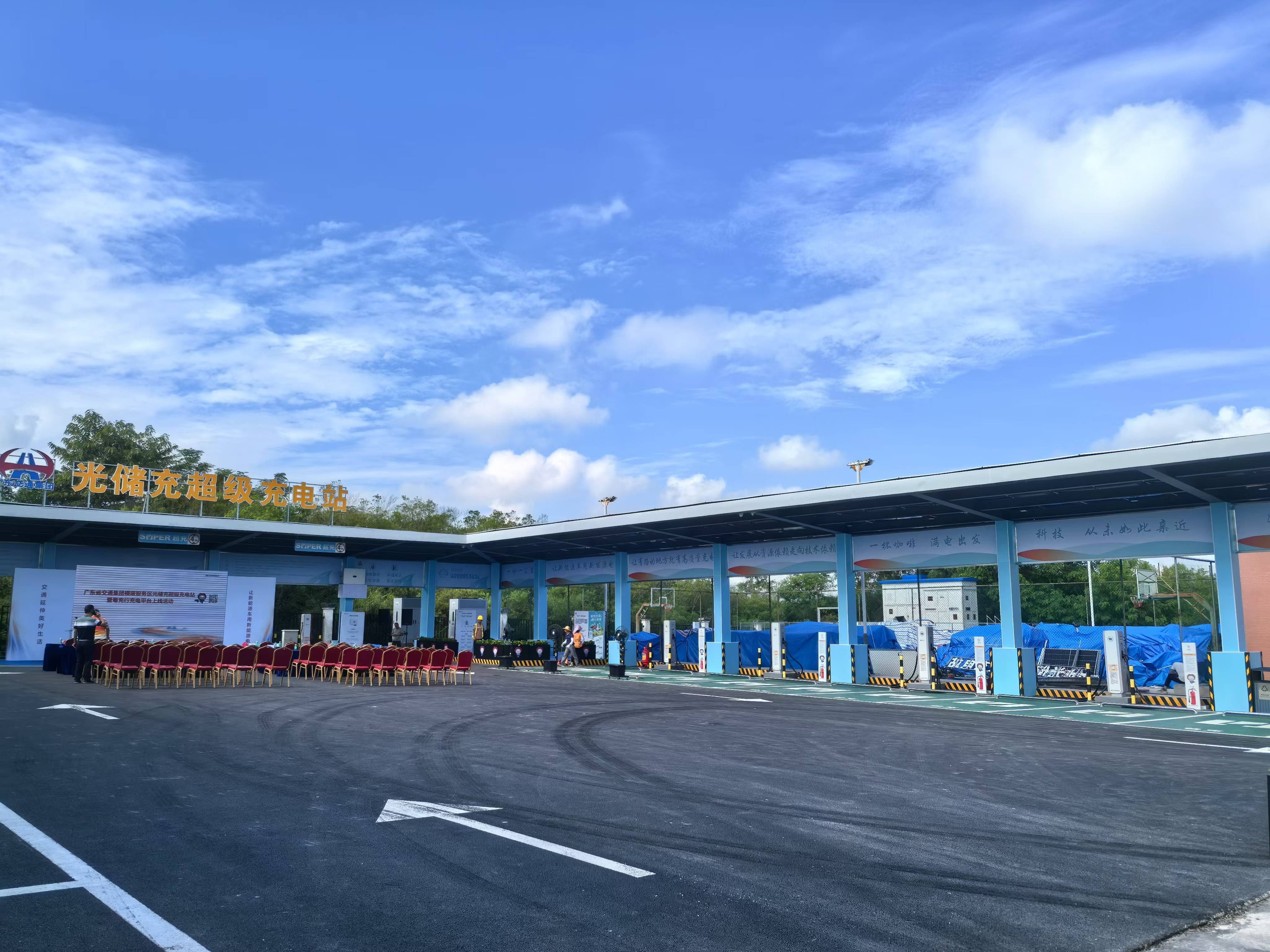 海鸿非晶干变赋能光储充一体化充电站建设，超1级能效产品为绿色交通转型提速